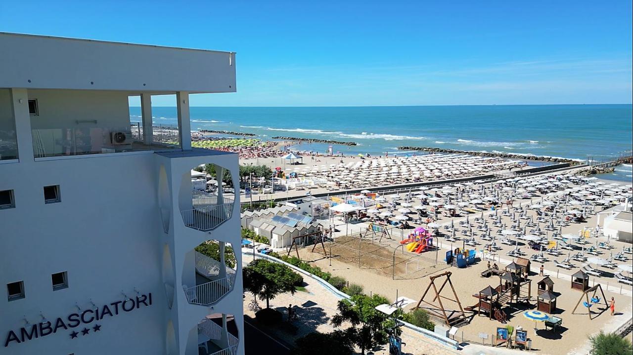 Ambasciatori Hotel - Beach Front -Breakfast Xxl & Brunch Until 12 30Pm Misano Adriatico Εξωτερικό φωτογραφία