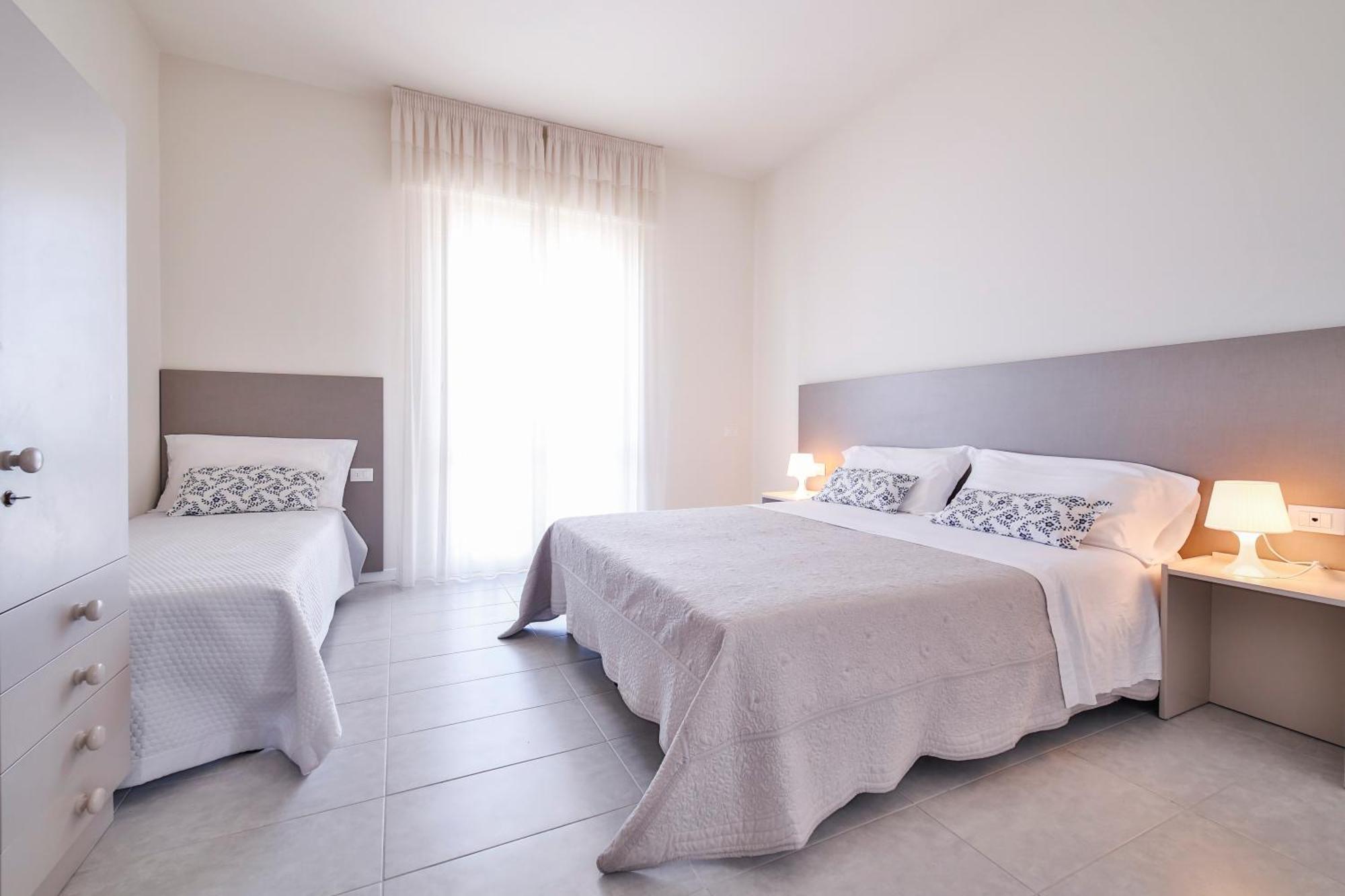 Ambasciatori Hotel - Beach Front -Breakfast Xxl & Brunch Until 12 30Pm Misano Adriatico Εξωτερικό φωτογραφία