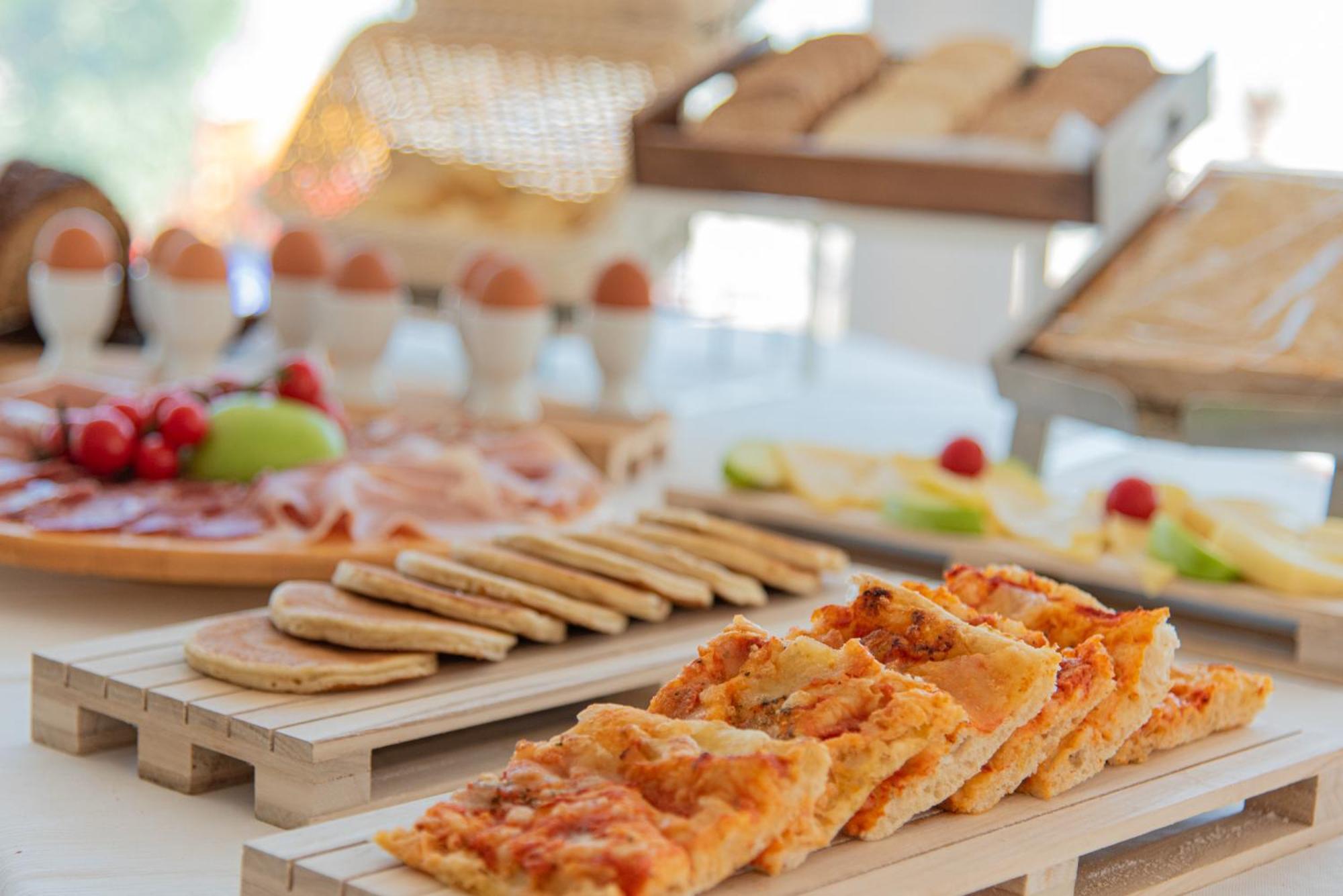 Ambasciatori Hotel - Beach Front -Breakfast Xxl & Brunch Until 12 30Pm Misano Adriatico Εξωτερικό φωτογραφία